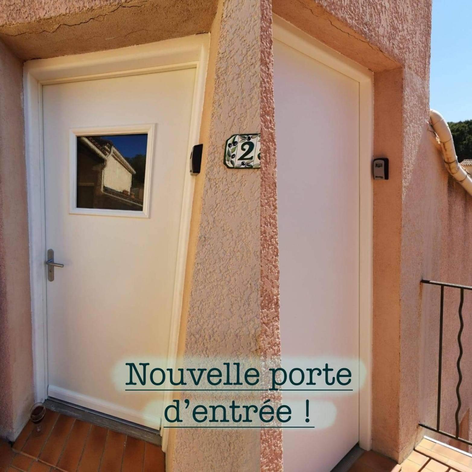 Appartement Sainte-Maxime, Plage De La Nartelle Exterior photo