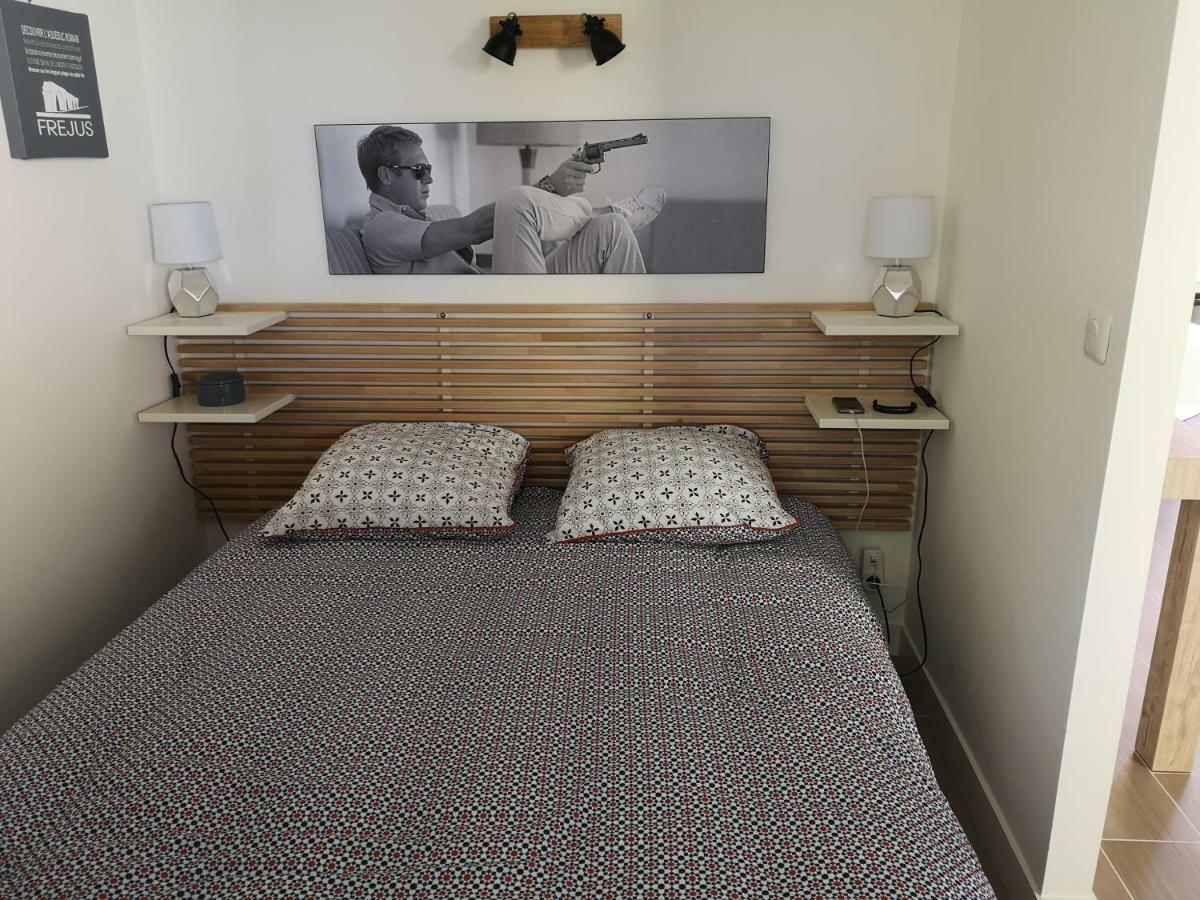 Appartement Sainte-Maxime, Plage De La Nartelle Exterior photo
